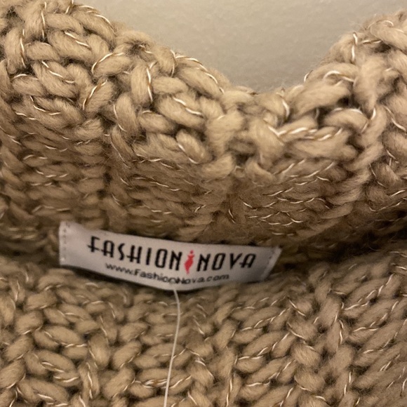 Fashion Nova Jersey Girl Sweater -Camel- Women’s size: Small NEVER WORN- Tags On - Picture 3 of 5